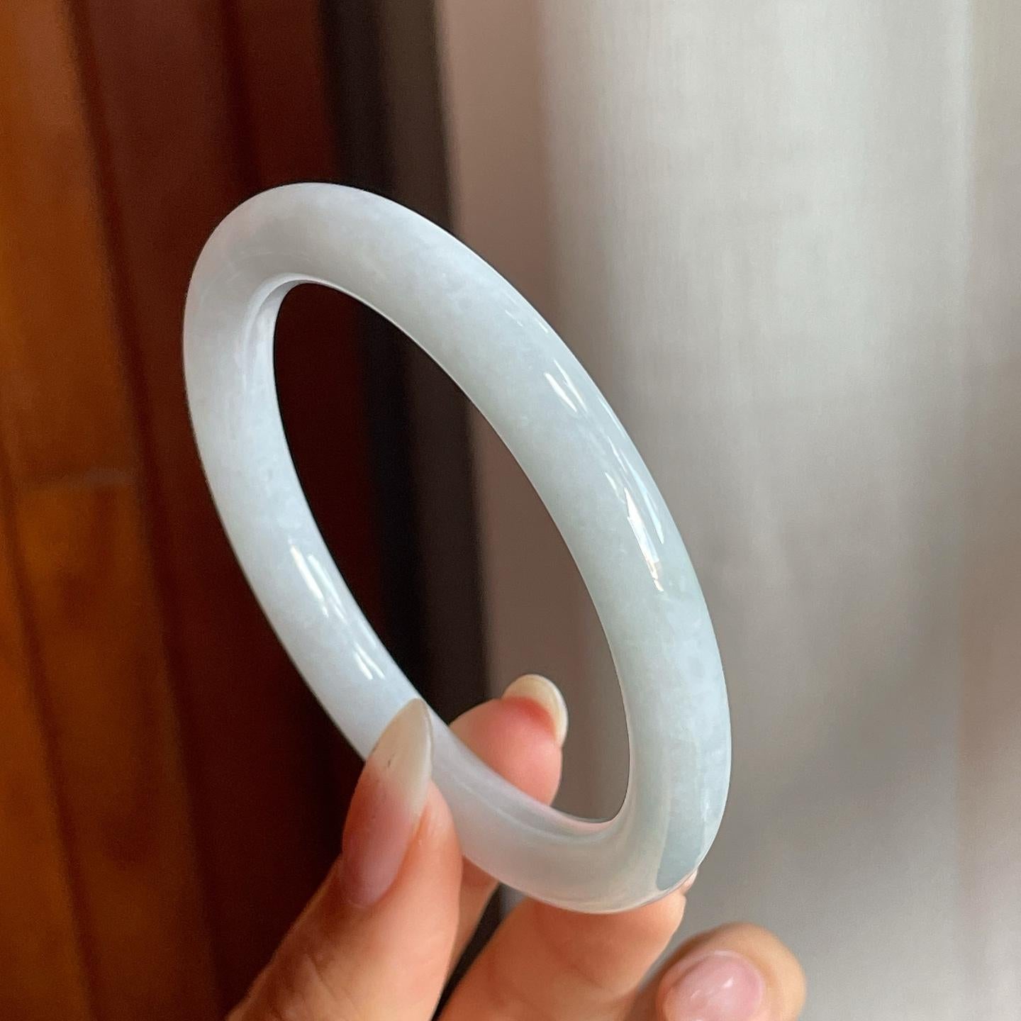 糯冰种无色翡翠圆条手镯（55mm）（yc220243）