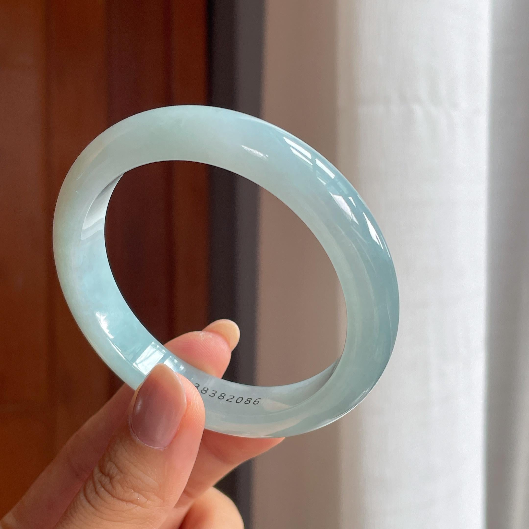 糯冰淡紫蓝底翡翠平安镯（58mm）（yc404830）