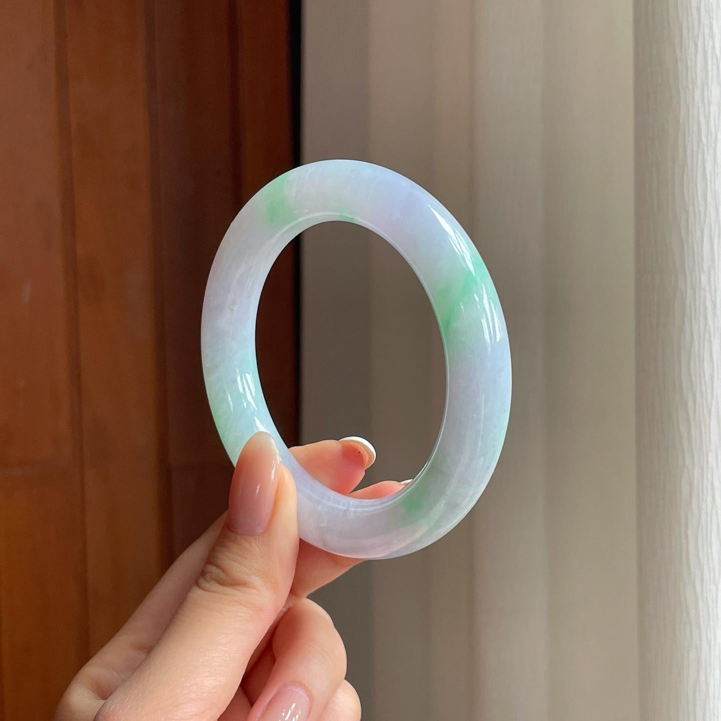 糯冰带色翡翠圆条手镯（54mm)（yc377078）