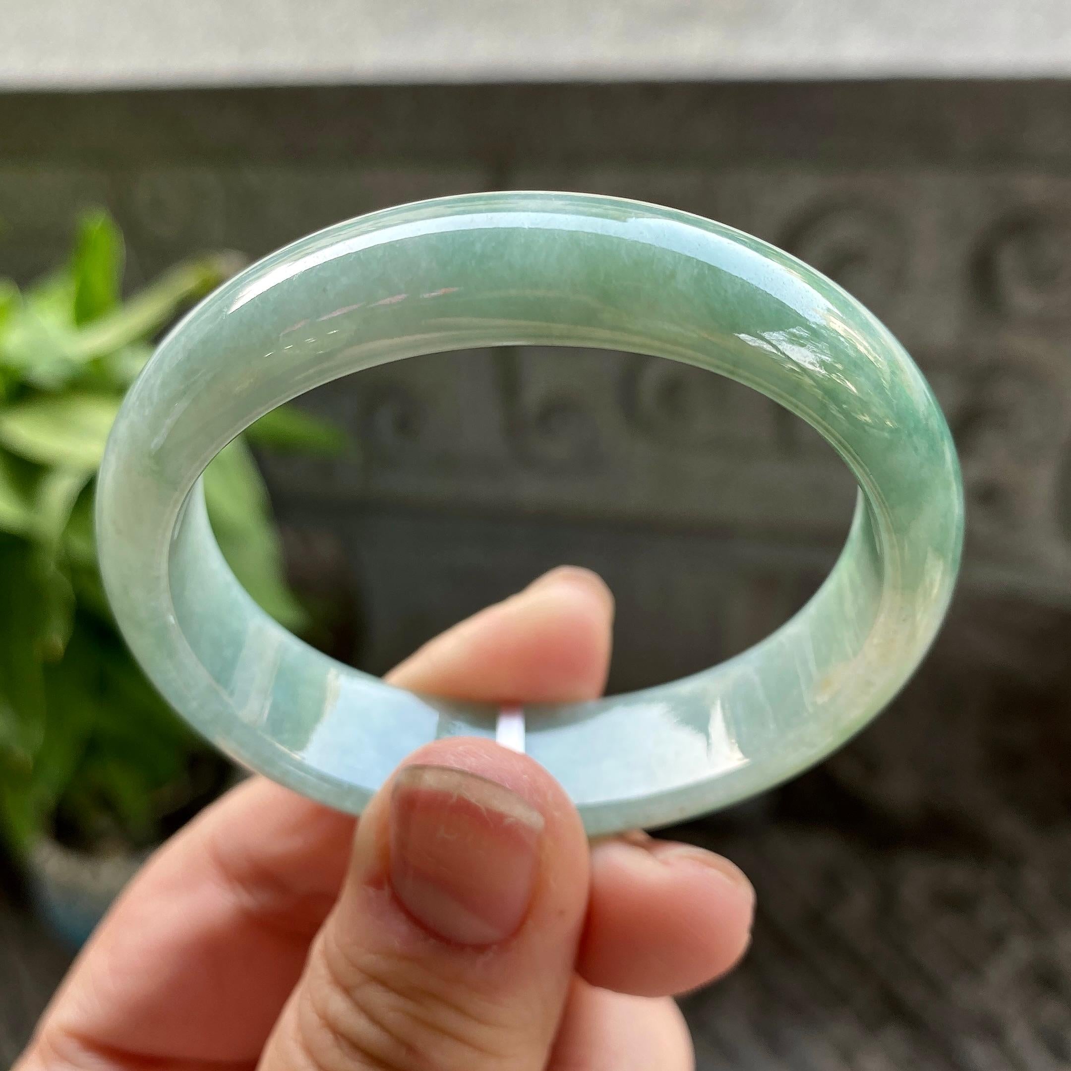 小圈口 糯种油青贵妃手镯51.5圈口 天然缅甸A货翡翠（yc313322）