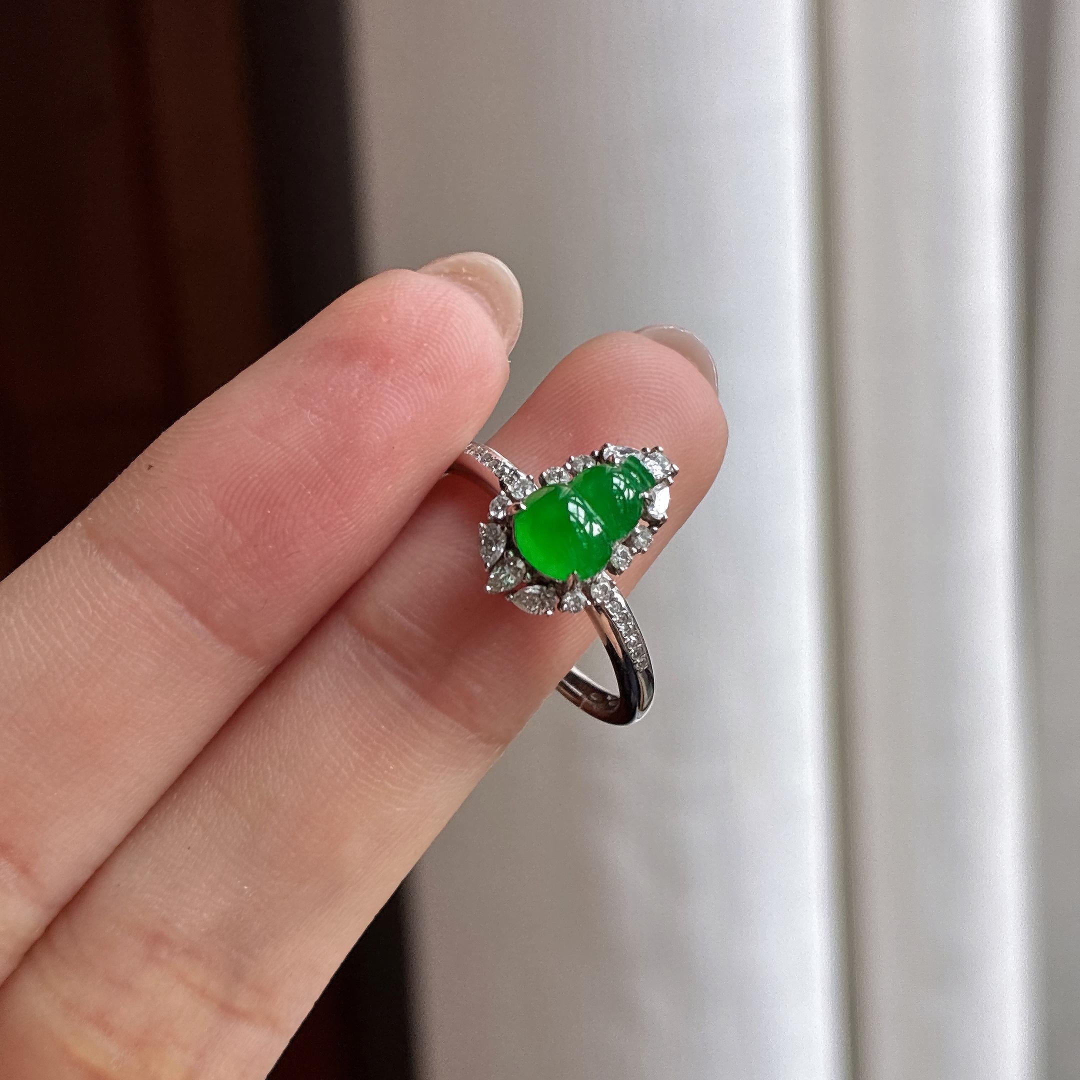 18k金镶冰种满绿葫芦戒指 天然缅甸Ａ货翡翠（yc487620）