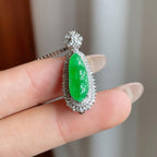 18k金镶糯冰满绿翡翠豆子（yc239604）