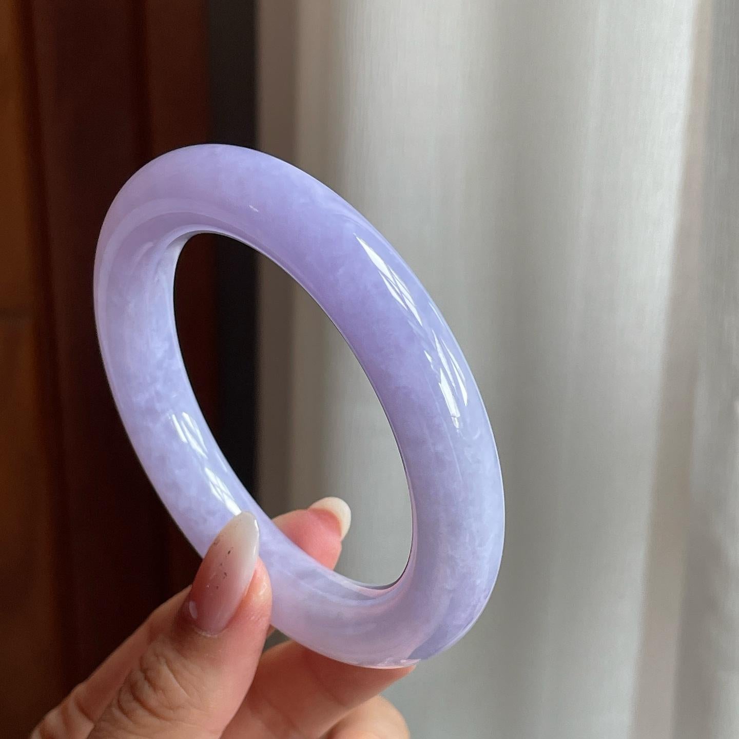 糯冰种紫罗兰翡翠圆条手镯（56mm）（yc204372）
