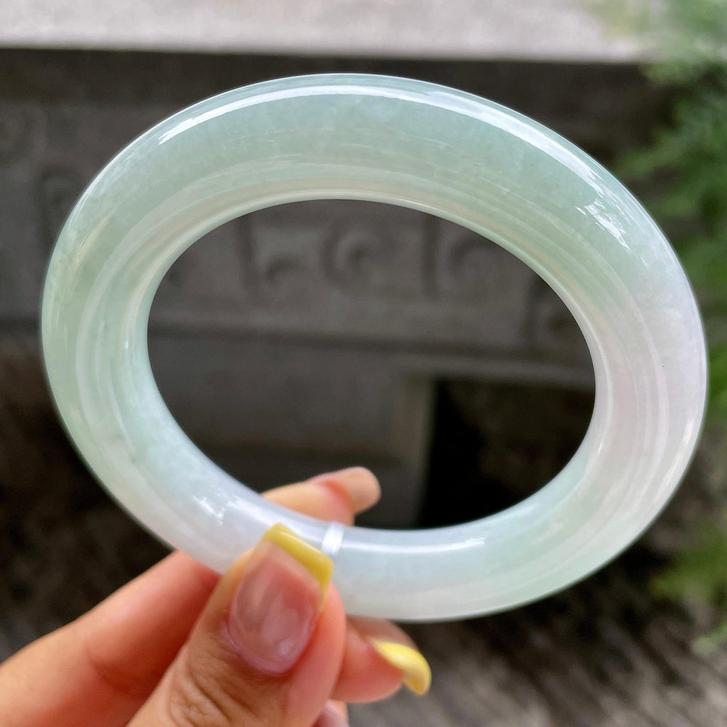 胖圆条     细糯种晴底圆条手镯56圈      天然缅甸A货翡翠（yc383123）