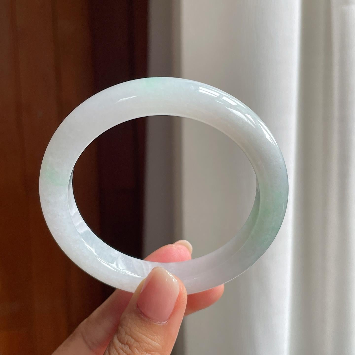 糯冰带色翡翠平安镯（58.5mm）（yc377449）