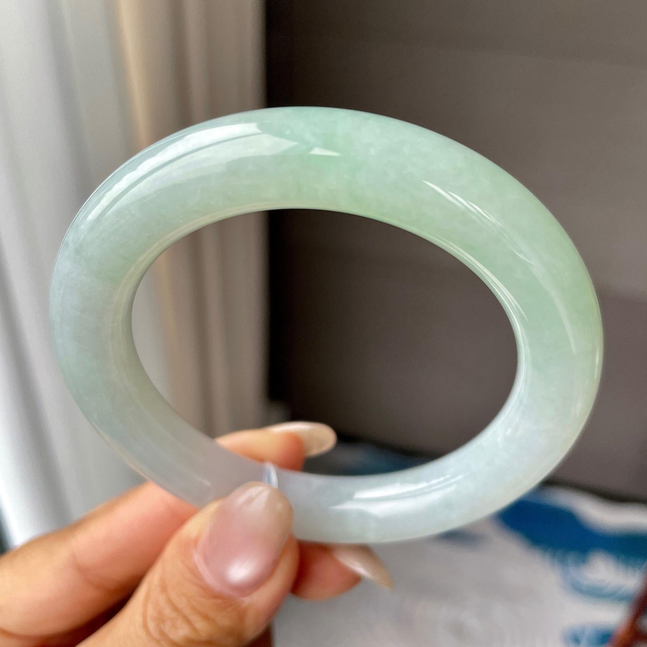 小圈口   细糯种晴底圆条手镯53.7圈   天然缅甸A货翡翠（yc346971）