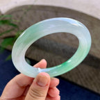 糯冰种飘绿圆条手镯（58.4mm）（yc243440）