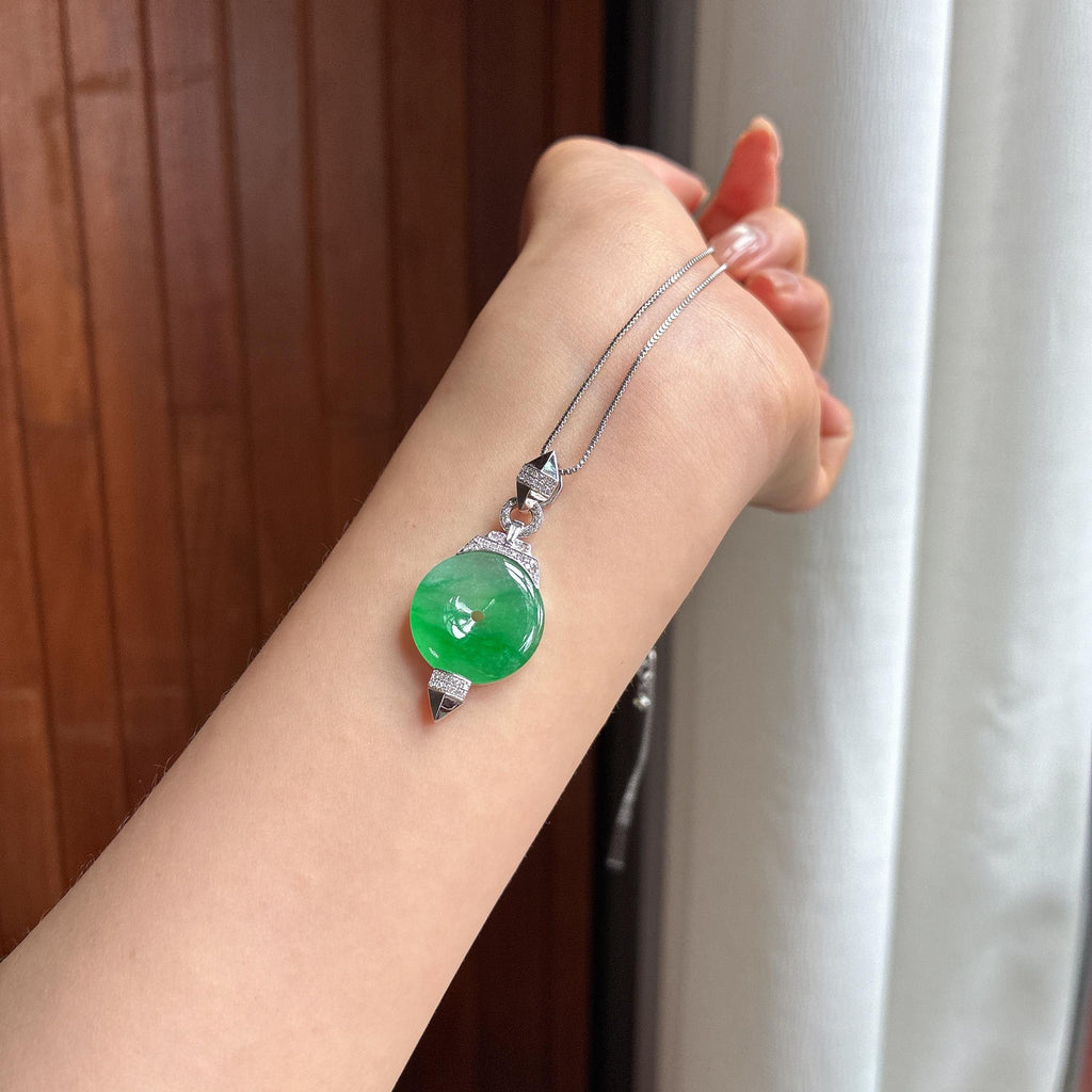 Mặt dây chuyền ngọc bích Myanmar tự nhiên loại A, khảm vàng 18k, màu xanh lục đầy đặn, bề mặt băng chủng (yc450416)
