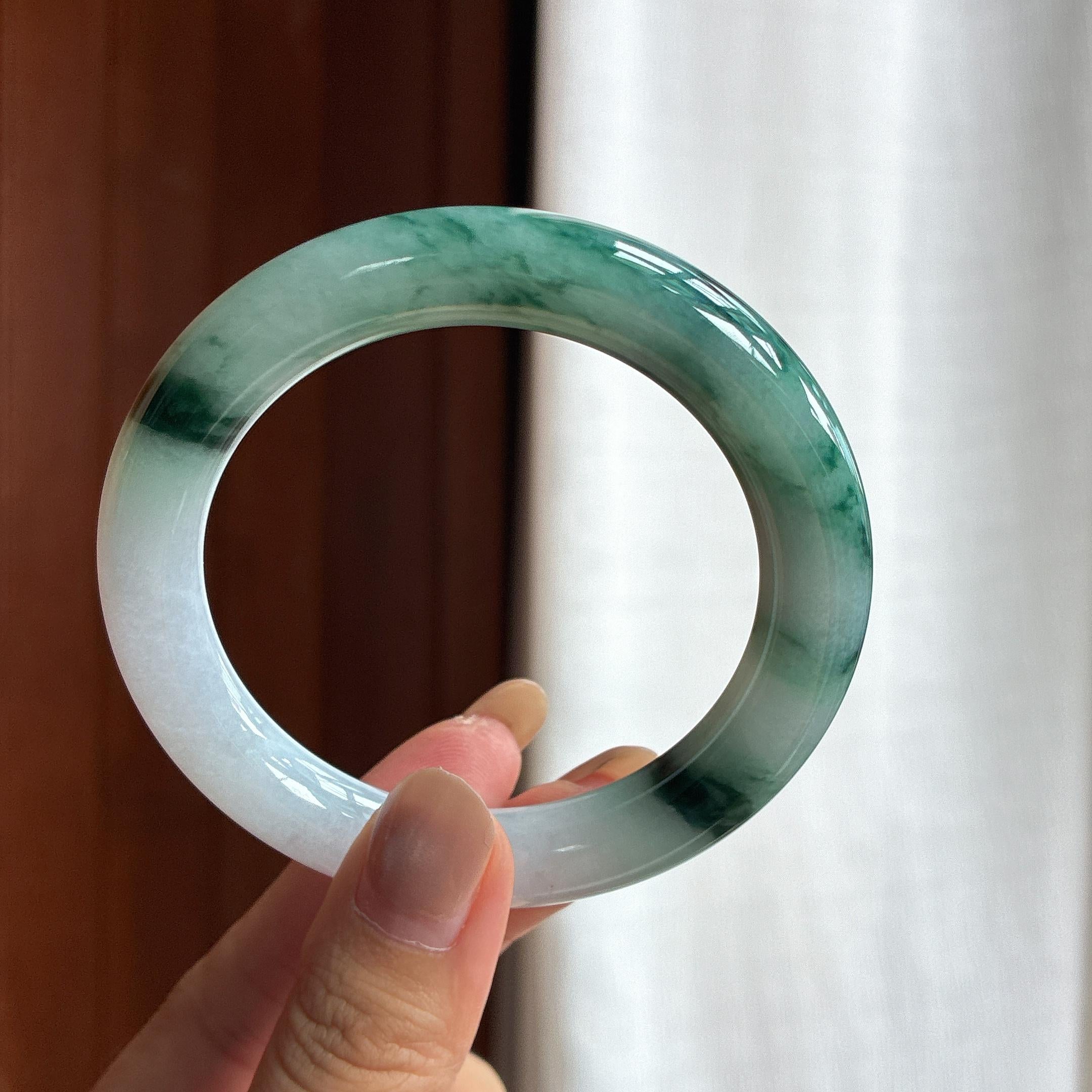 糯冰飘花圆条翡翠手镯 56圈（yc424219）