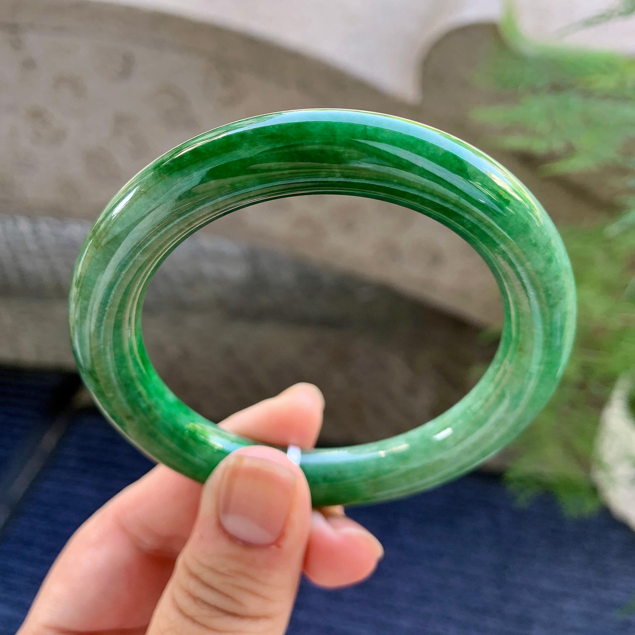 糯种豆绿圆条手镯（55.4mm）（yc249411）