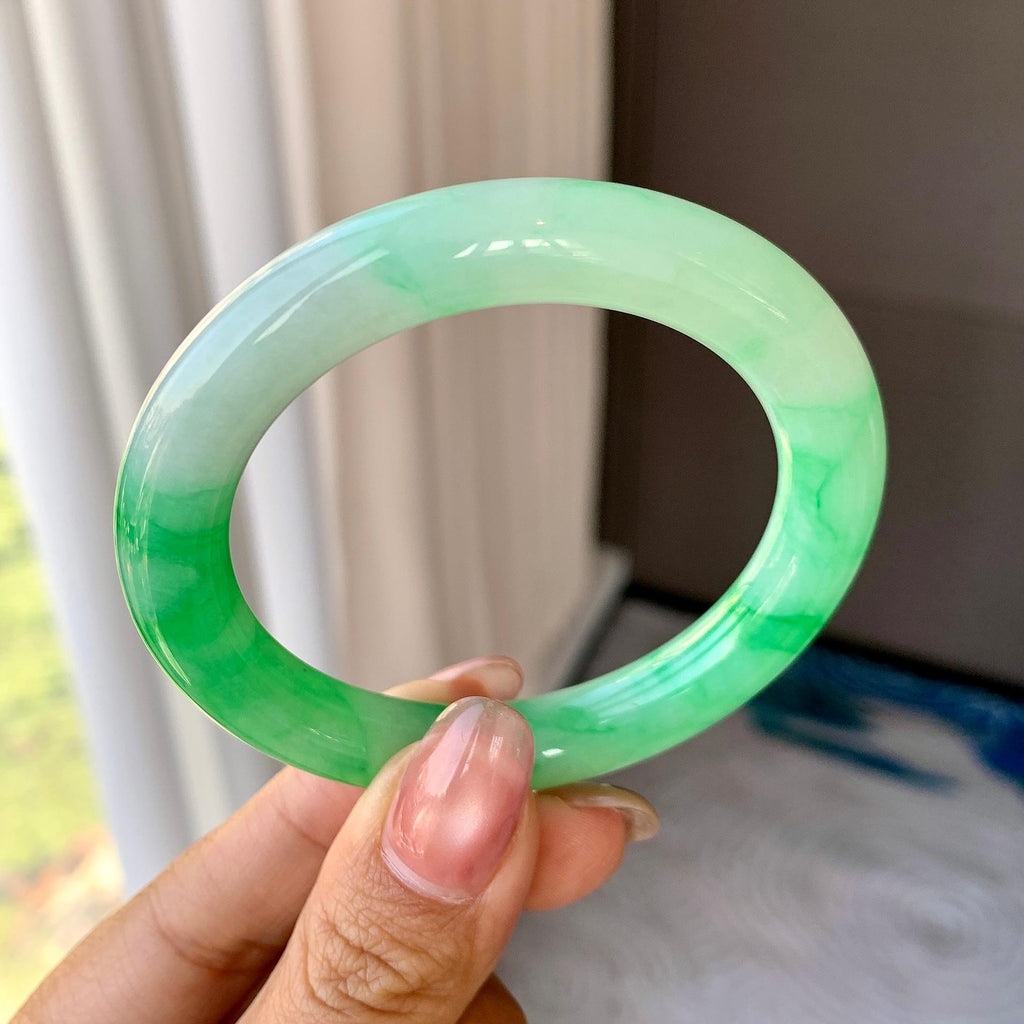 糯冰种翠绿圆条手镯（53mm）（yc290115）