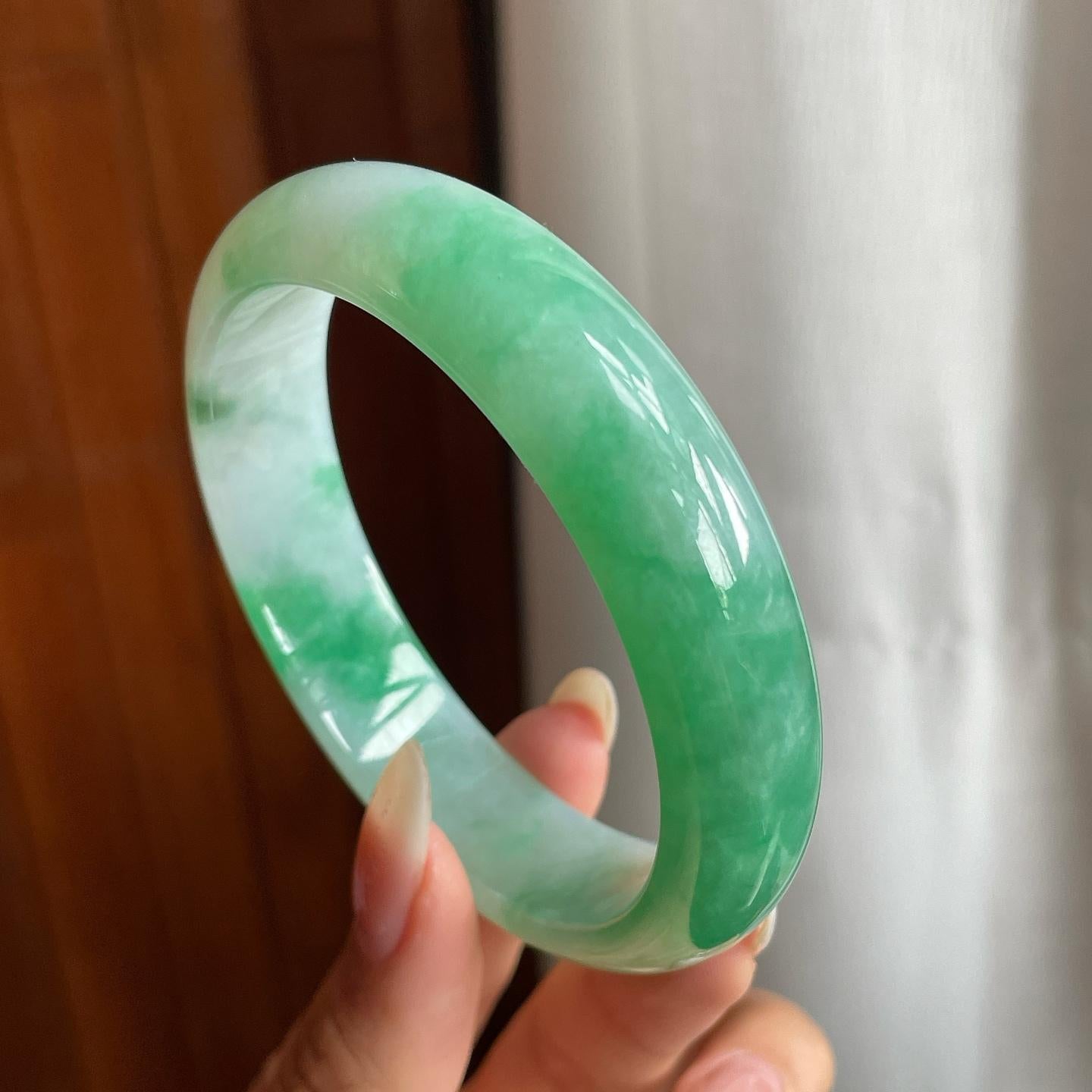 糯冰种带色翡翠平安镯（58.8mm）（yc223447）