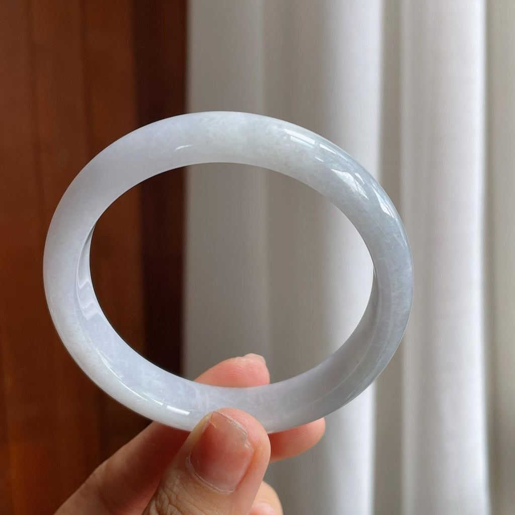 糯冰淡底色翡翠平安镯（57.6mm）（yc216052）