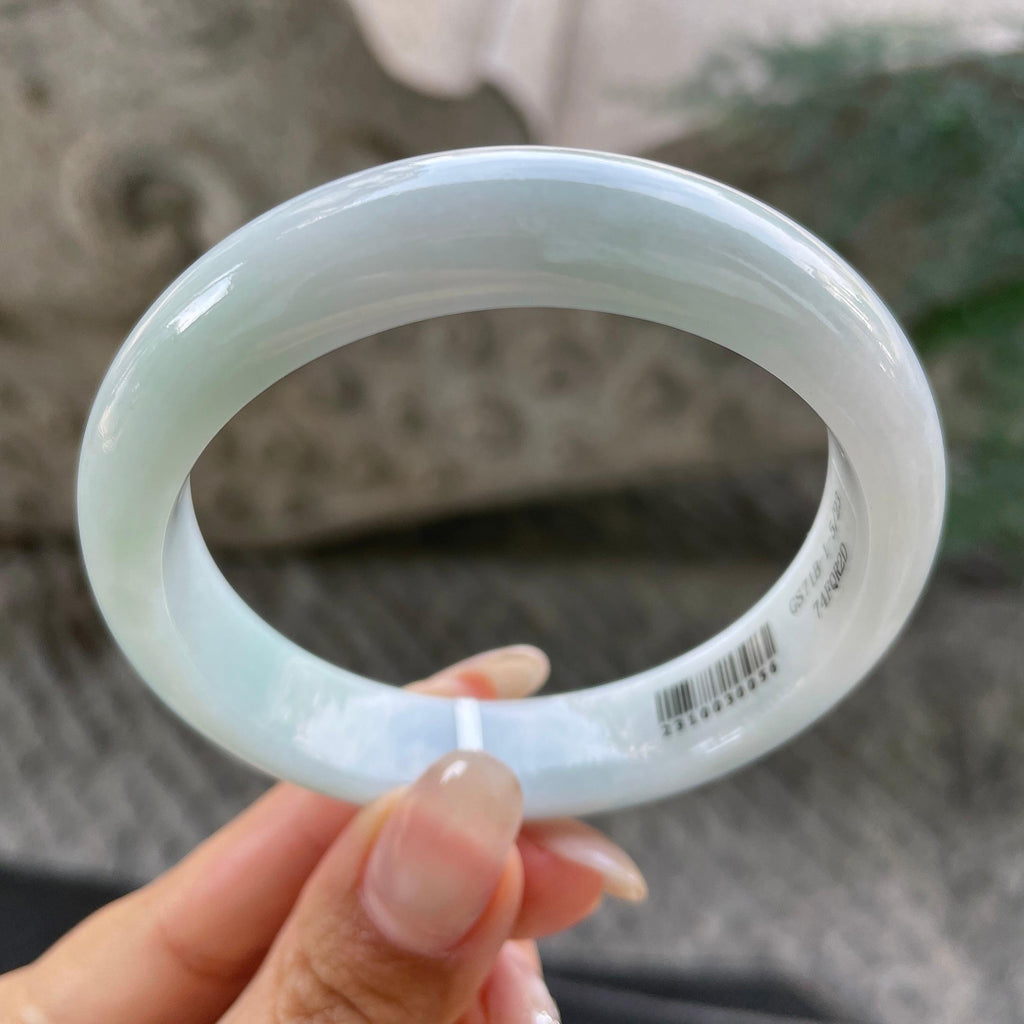 细糯种带底色正圈平安镯57.2圈    天然缅甸A货翡翠（yc351372）
