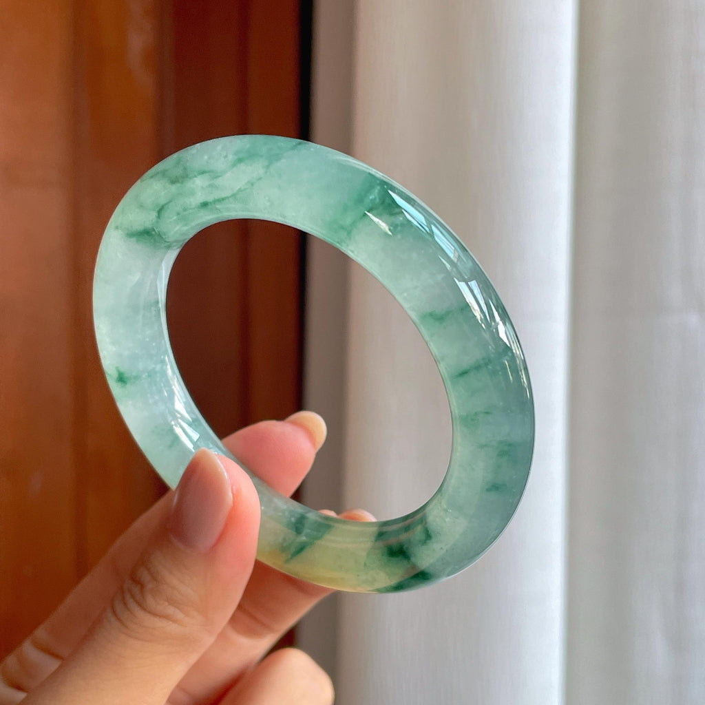 冰种飘花带黄翡翡翠圆条手镯（56mm）（yc402793）