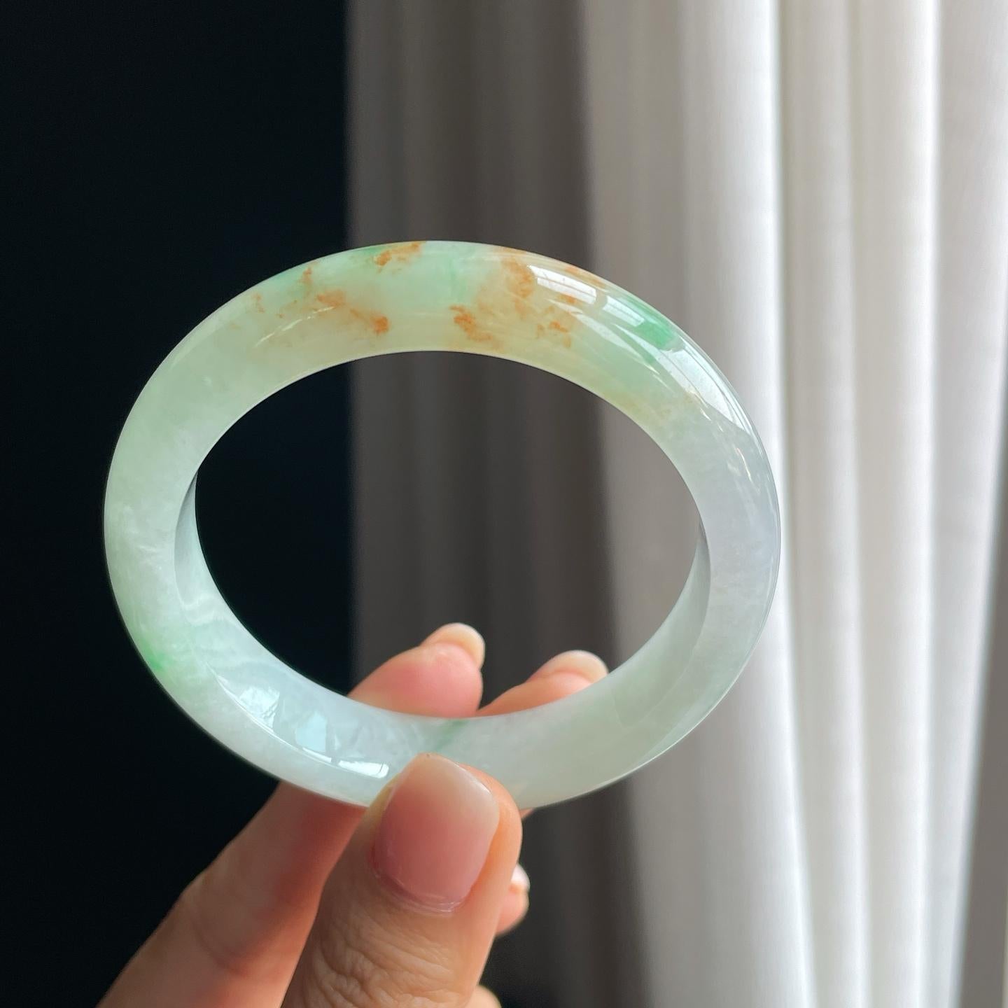 糯冰带色洒金特色翡翠平安镯（54mm)（yc397119）