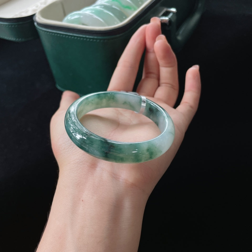 细糯冰飘蓝花正圈翡翠手镯（54mm）（yc019905）