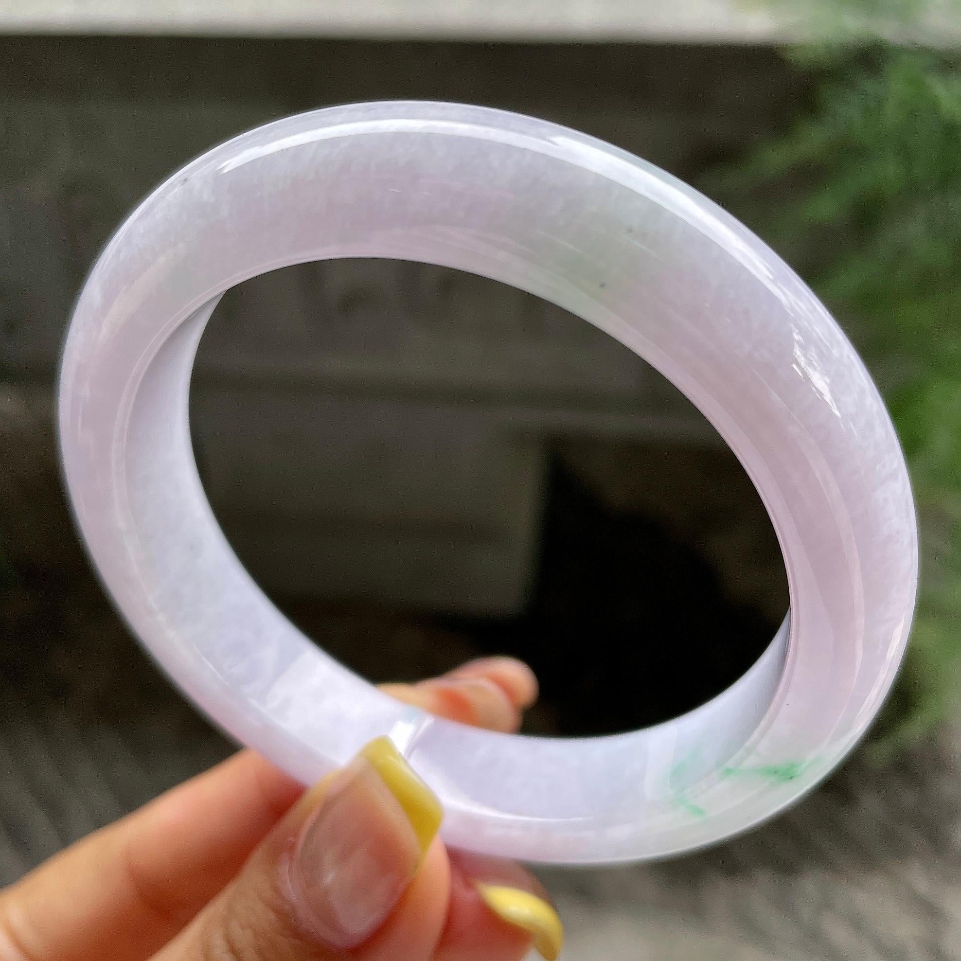 细糯种紫罗兰飘绿花正圈平安镯56.8圈            天然缅甸A货翡翠（yc383142）