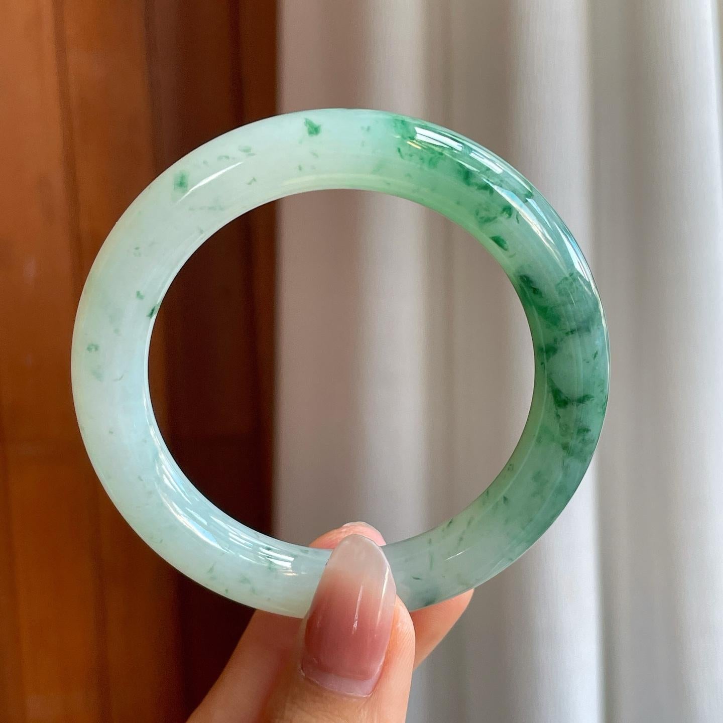 糯冰飘花翡翠圆条手镯（53.6mm）（yc312966）