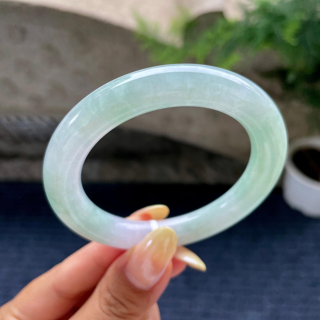 小圈口 细糯种带底色圆条手镯53.8圈 天然缅甸A货翡翠（yc489138）