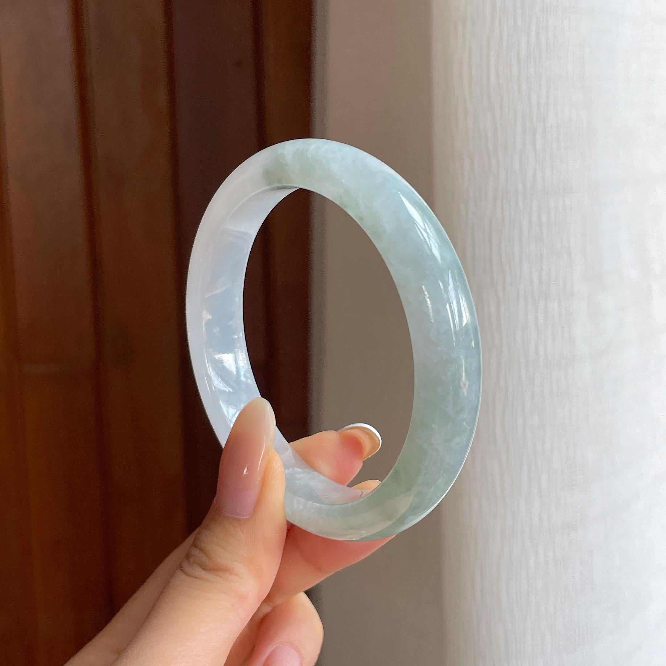 糯冰带底色翡翠平安镯（58.4mm)（yc415330）