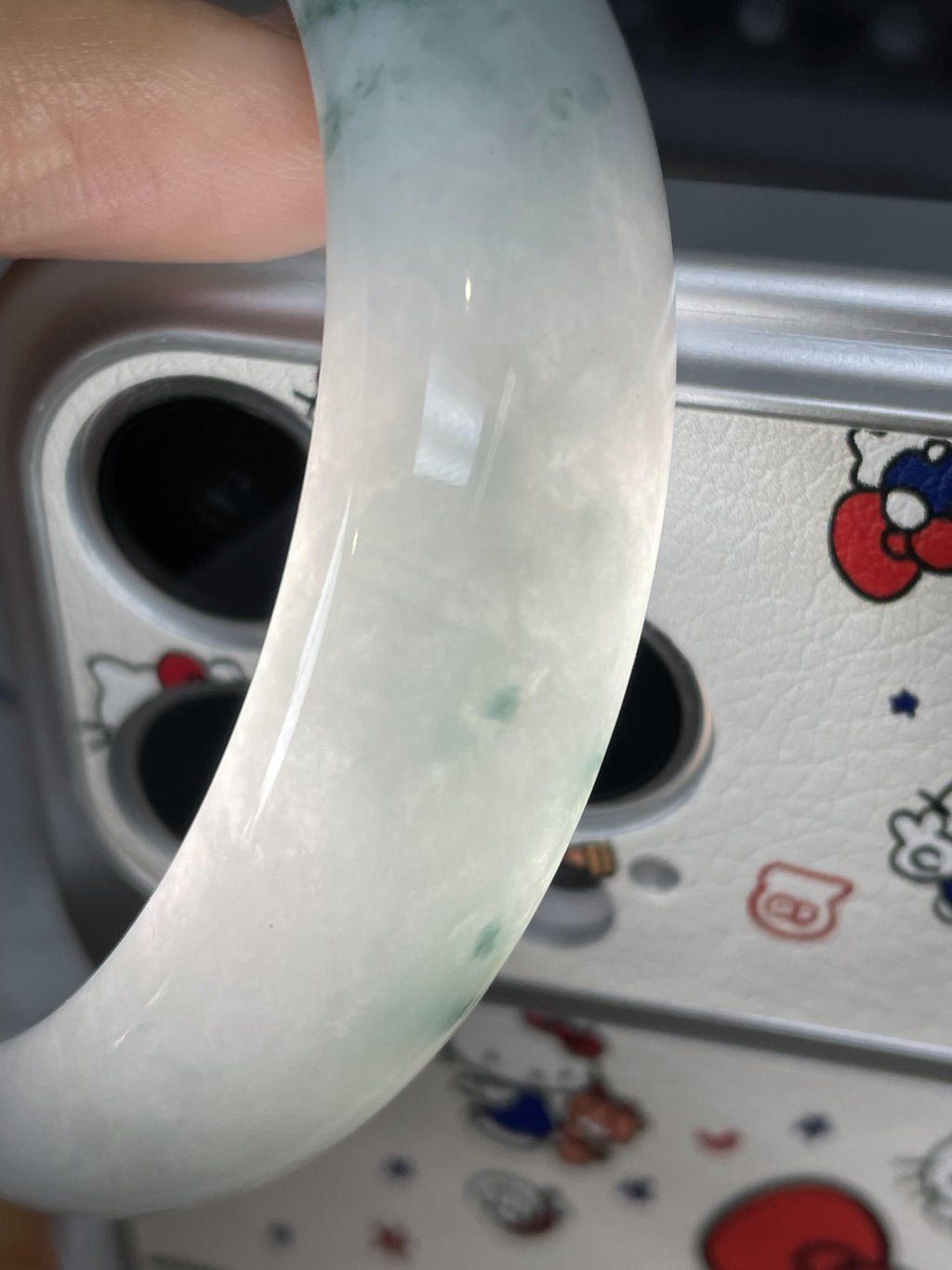大圈口    细糯种飘花宽版轮胎镯58.9圈     天然缅甸A货翡翠（yc421302）