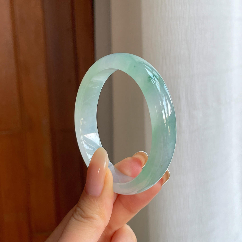 糯冰飘花翡翠贵妃镯（54.2mm)（yc424235）