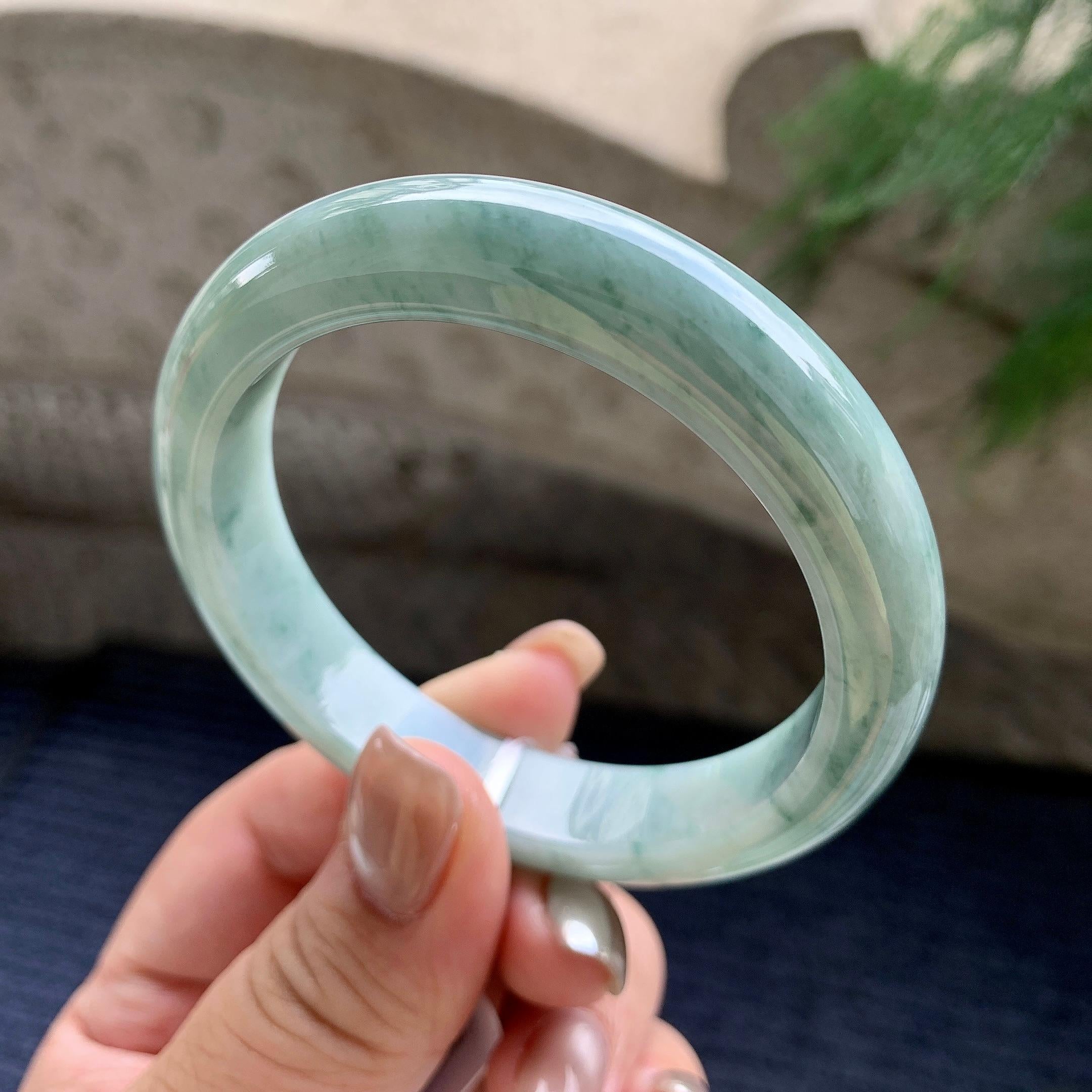 细糯种飘蓝花正圈平安镯  55圈口  天然缅甸A货翡翠（yc423778）