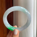 糯冰带辣绿色翡翠平安镯（56mm）（yc249148）