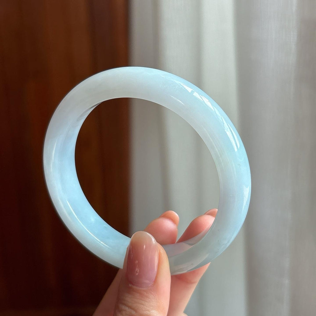 糯冰淡春底翡翠平安镯（57mm）（yc333076）