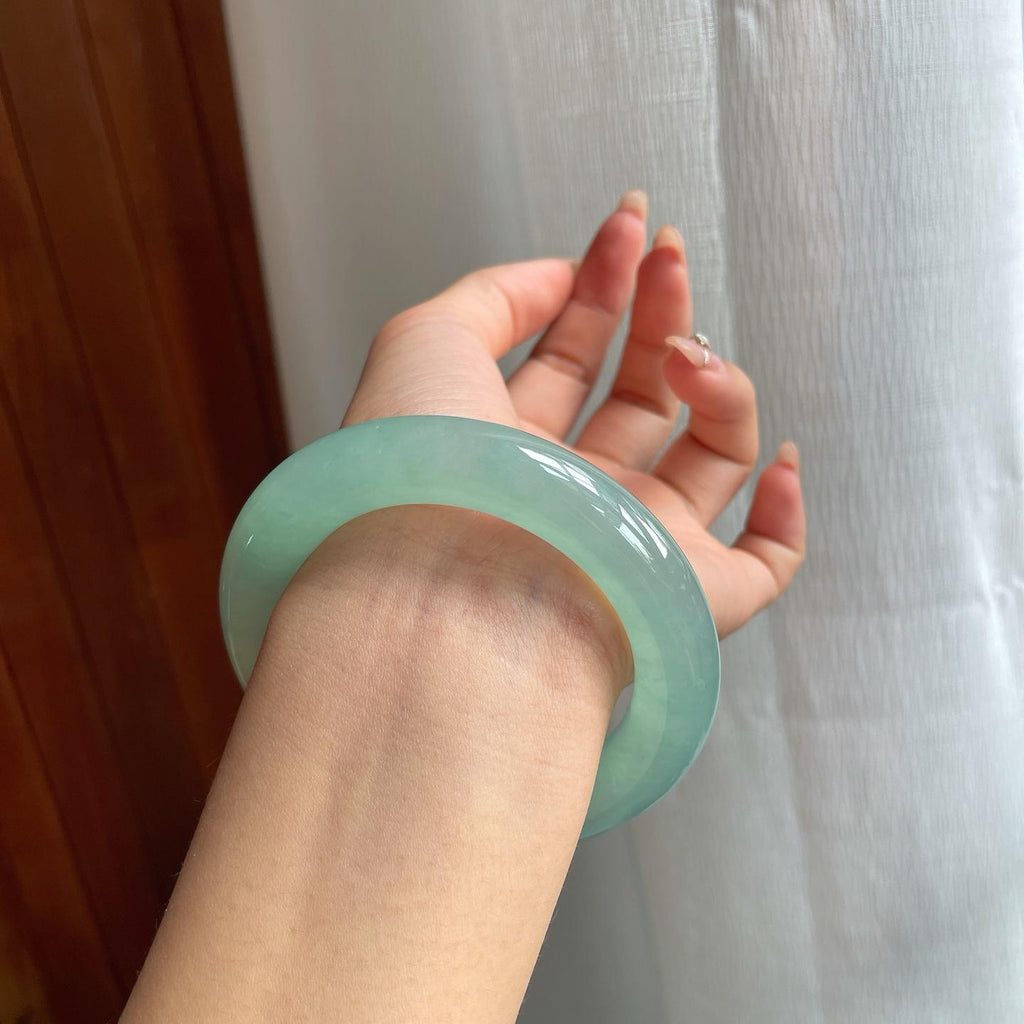 冰种晴底翡翠胖圆条手镯（55mm）（yc190546）