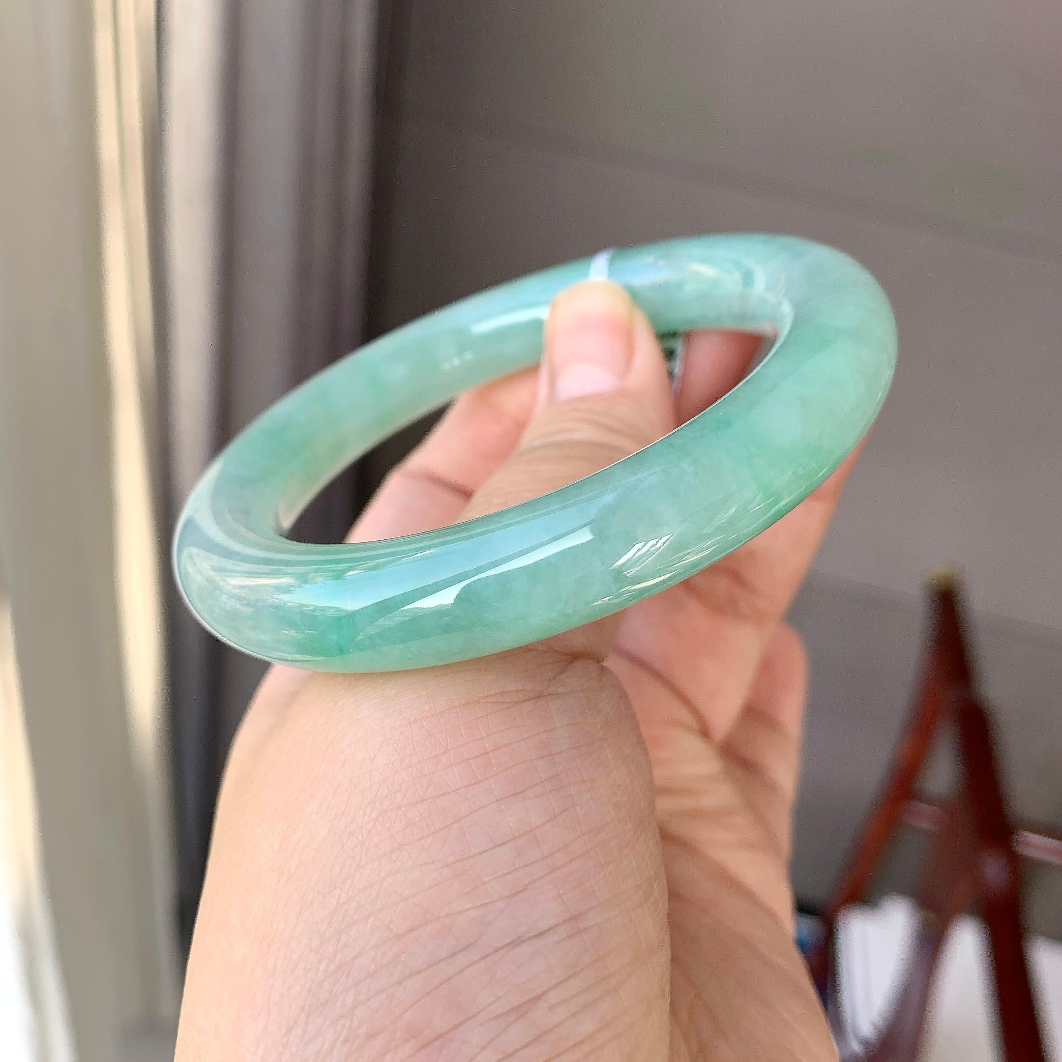 糯冰种晴底圆条手镯（57mm）（yc262772）