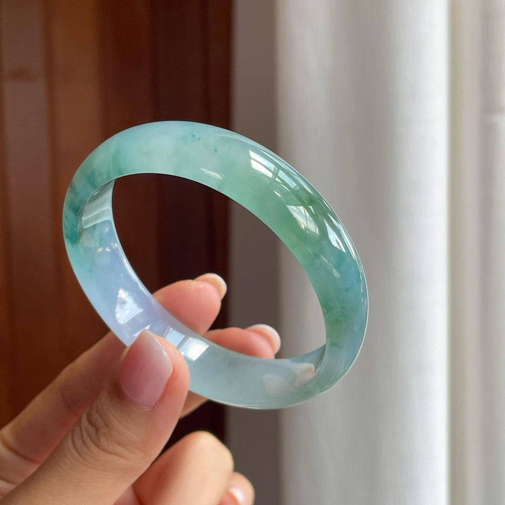 冰种飘花宽版翡翠贵妃镯（58mm)（yc382827）