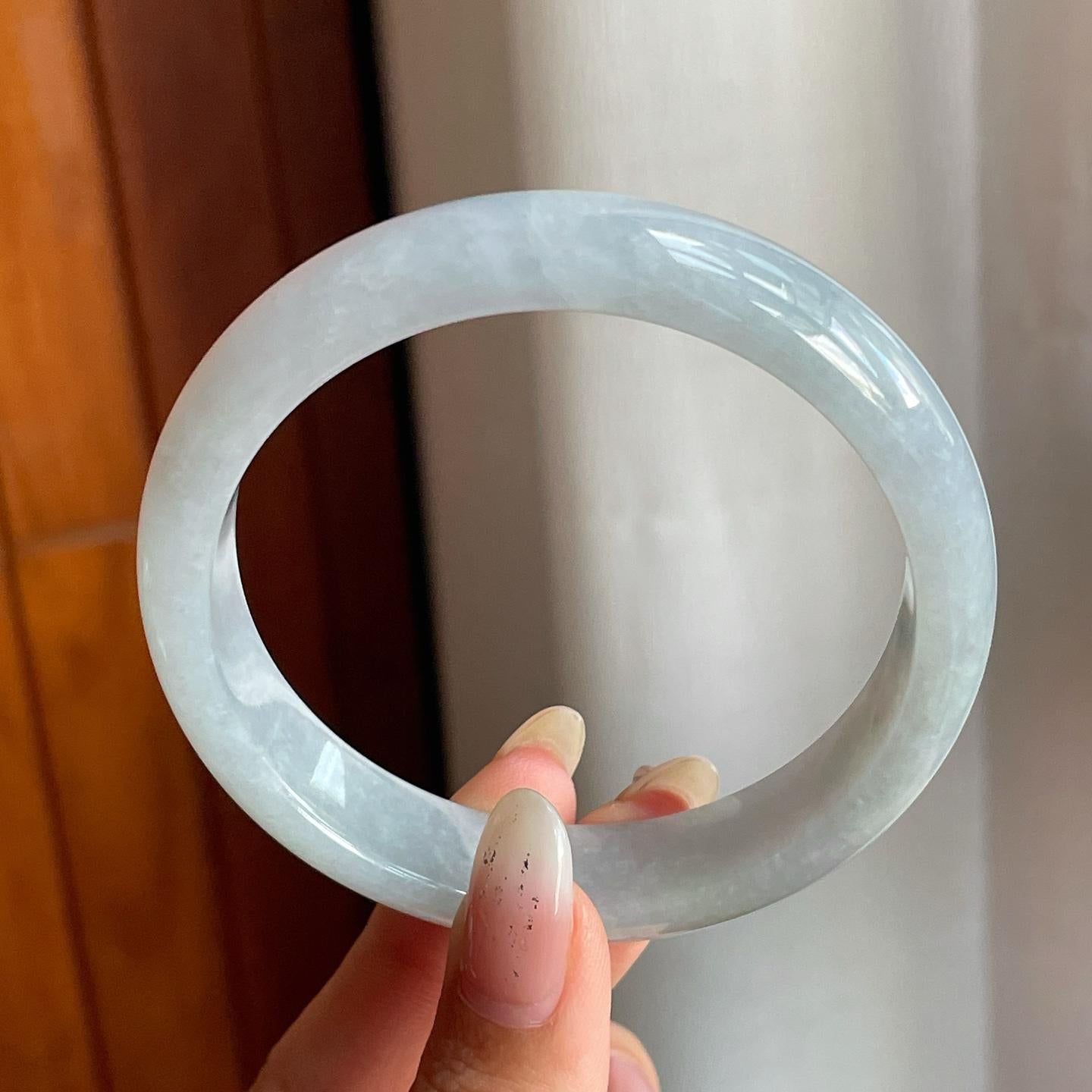 糯冰种带底色翡翠平安镯（58.8mm）（yc216827）
