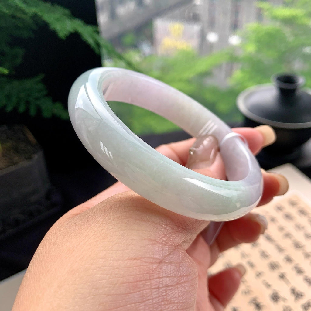 细糯种淡春彩正圈平安镯 56圈口 天然缅甸A货翡翠（yc473081）