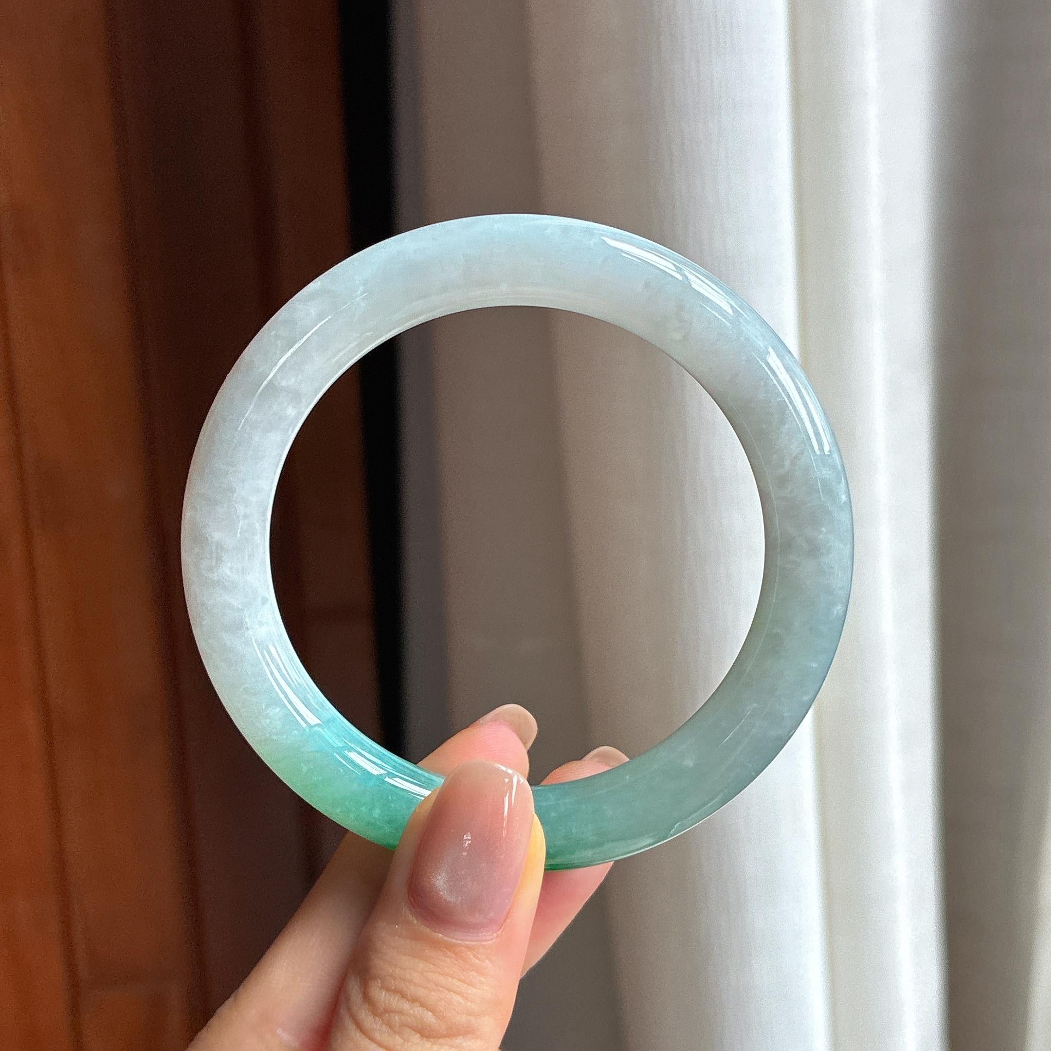 糯冰带色翡翠圆条手镯 55圈（yc426435）
