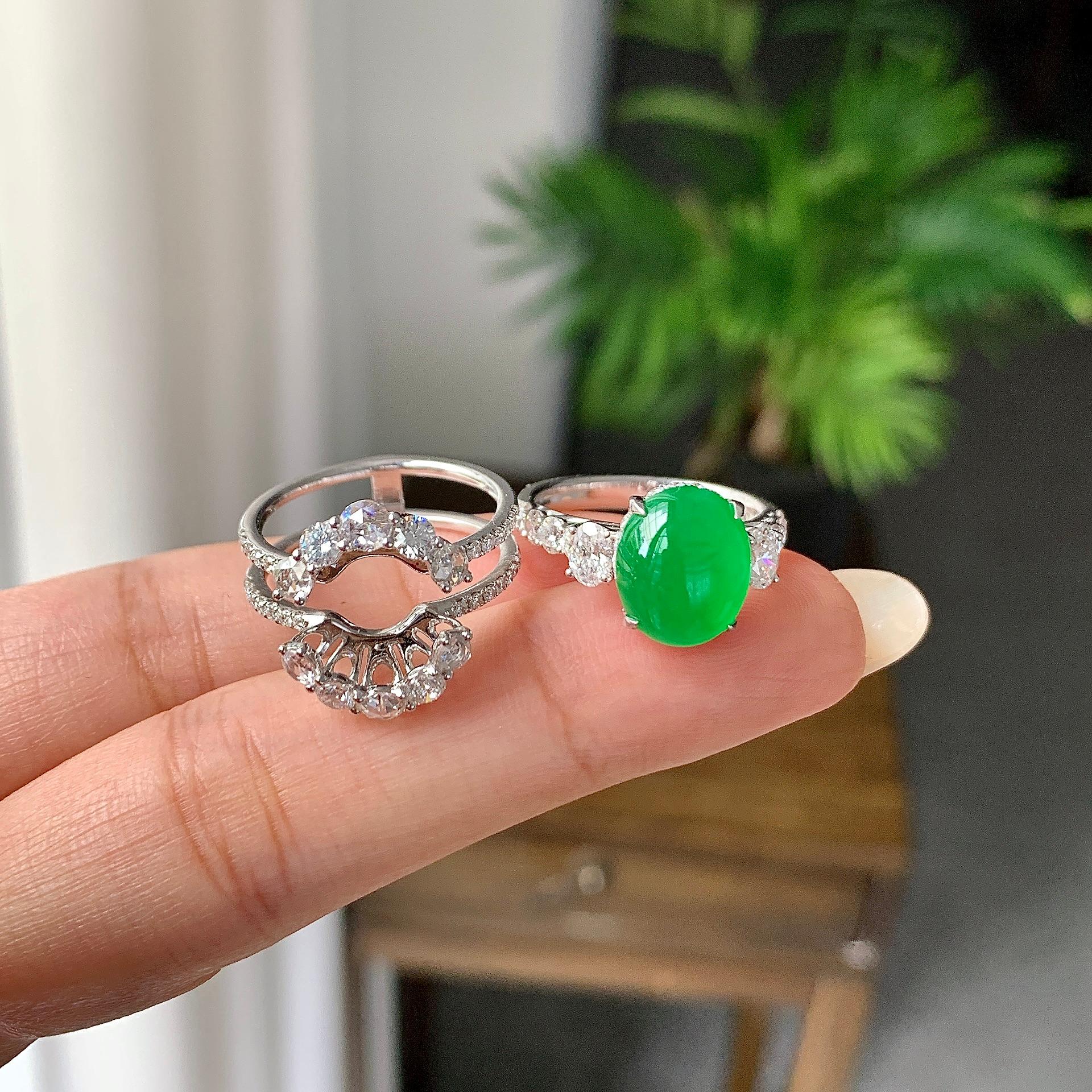 18k金钻镶冰种满绿蛋面戒指（两用款）（yc257225）