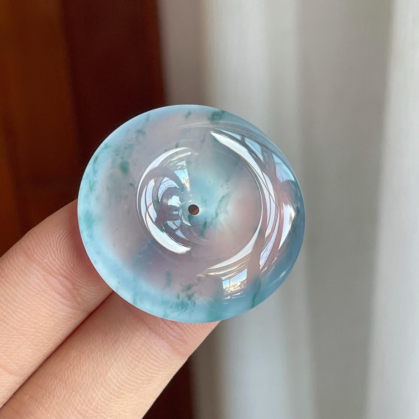 冰玻种飘蓝花翡翠平安扣（yc258419）