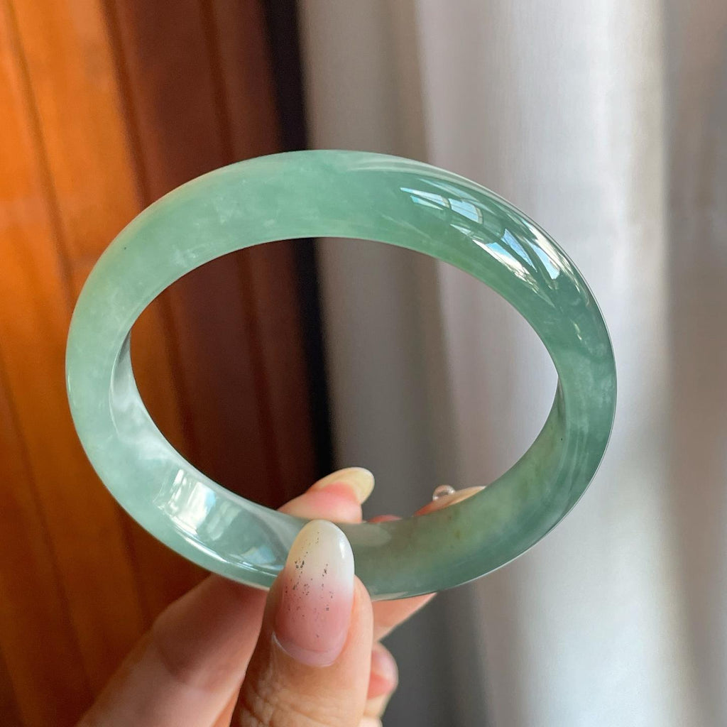 糯冰种湖水绿翡翠平安镯（56.3mm）（yc220799）