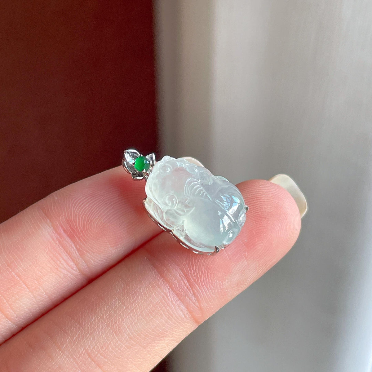 特推 18k金镶冰种起光貔貅挂件（yc739244）