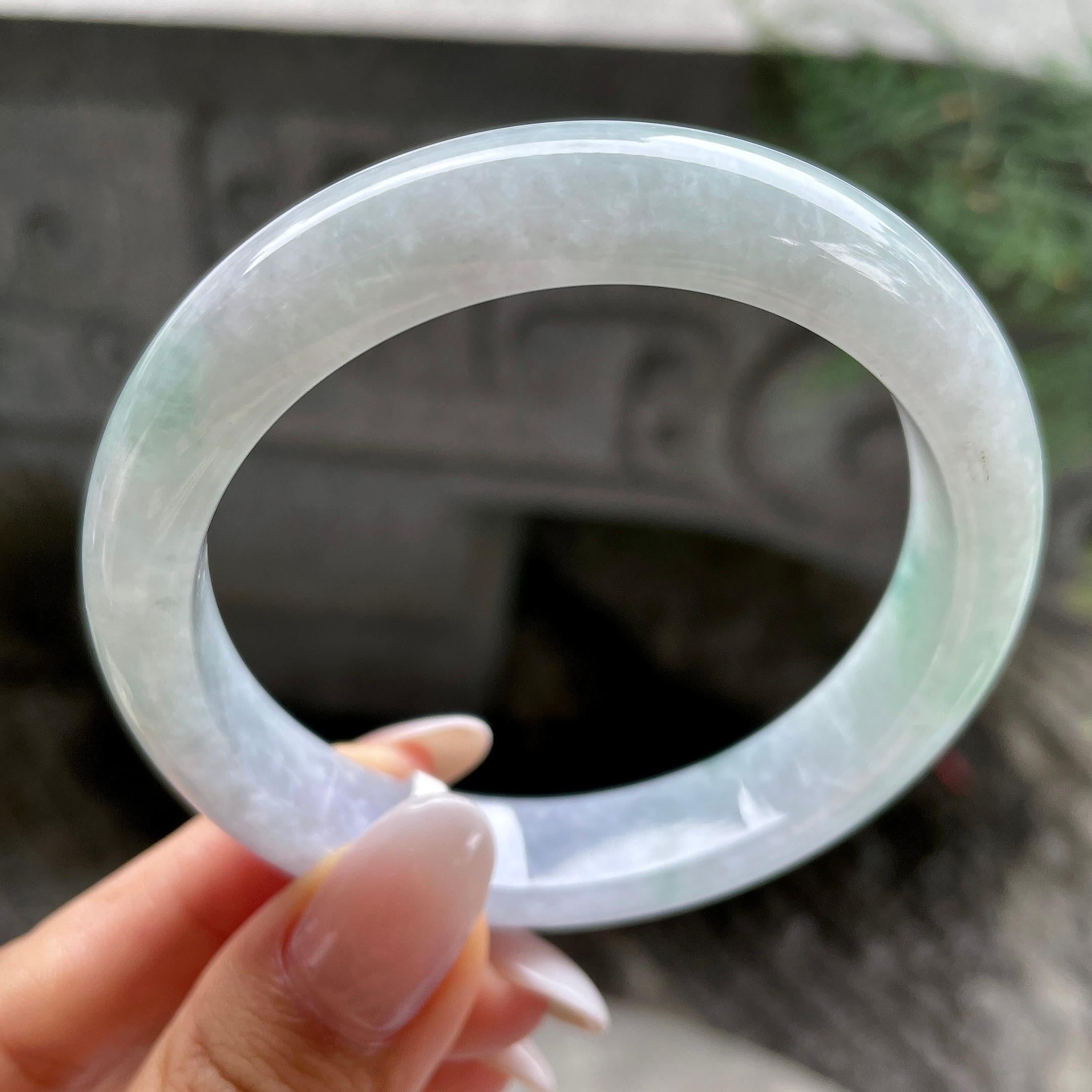 糯种飘绿花正圈平安镯57.7圈          天然缅甸A货翡翠（yc407878）