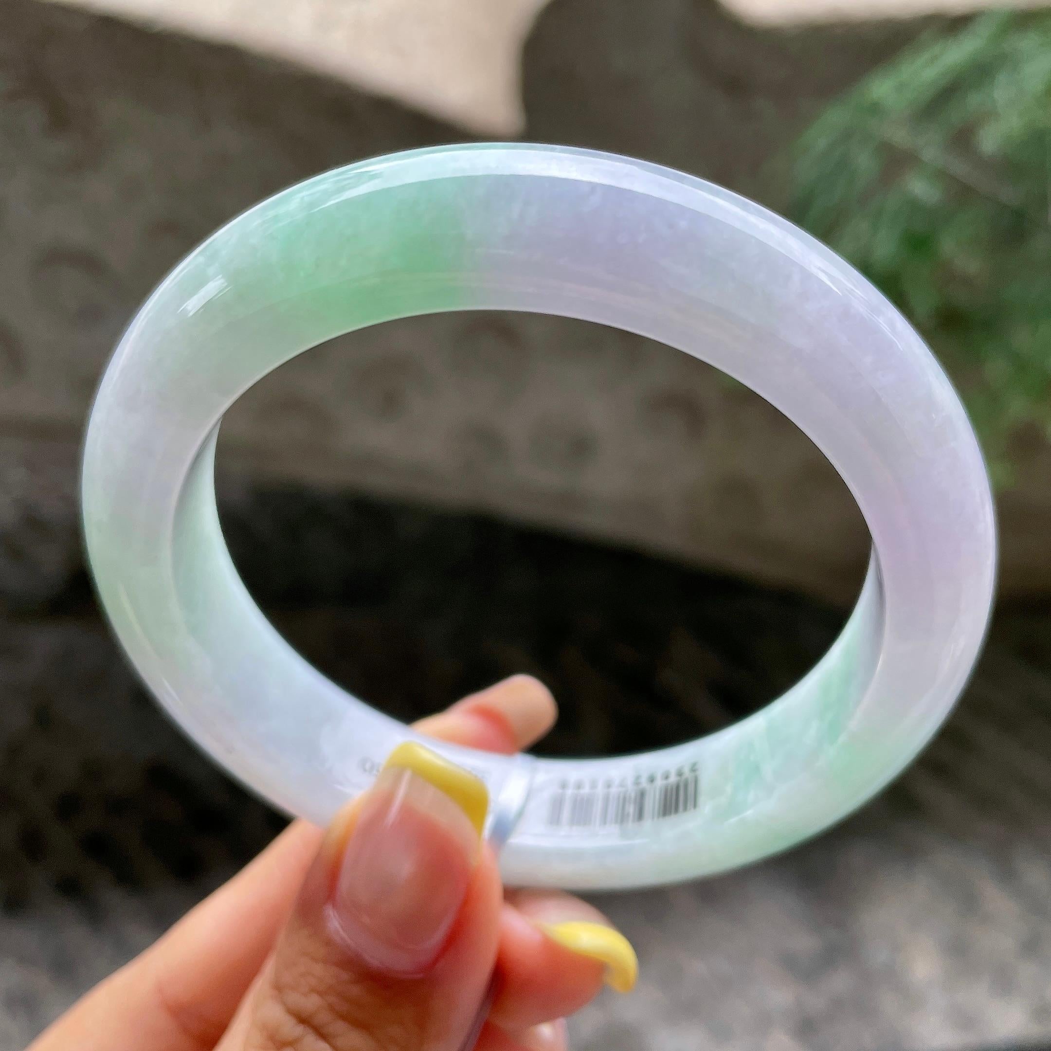 糯种春彩正确平安镯57.9圈             天然缅甸A货翡翠（yc392744）