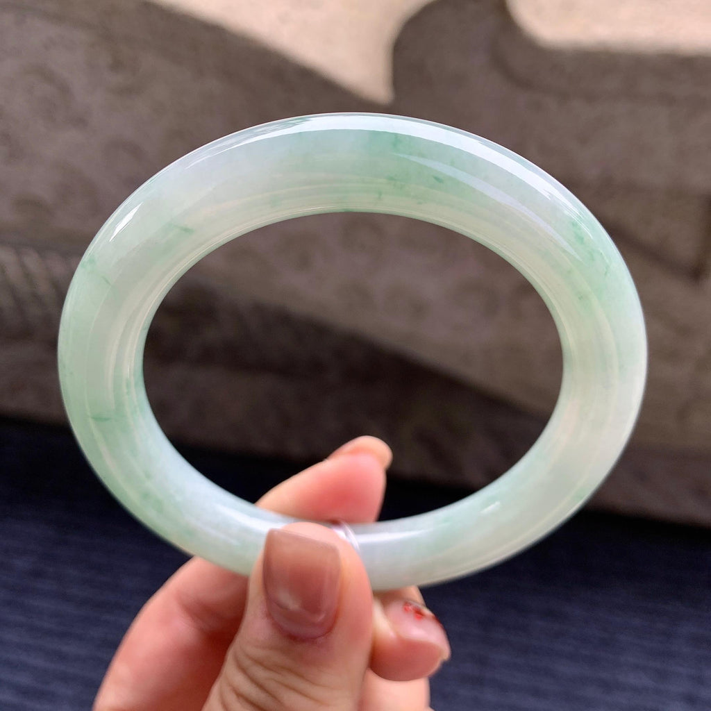 细糯种飘绿花圆条手镯 57.6圈口 天然缅甸A货翡翠（yc346966）
