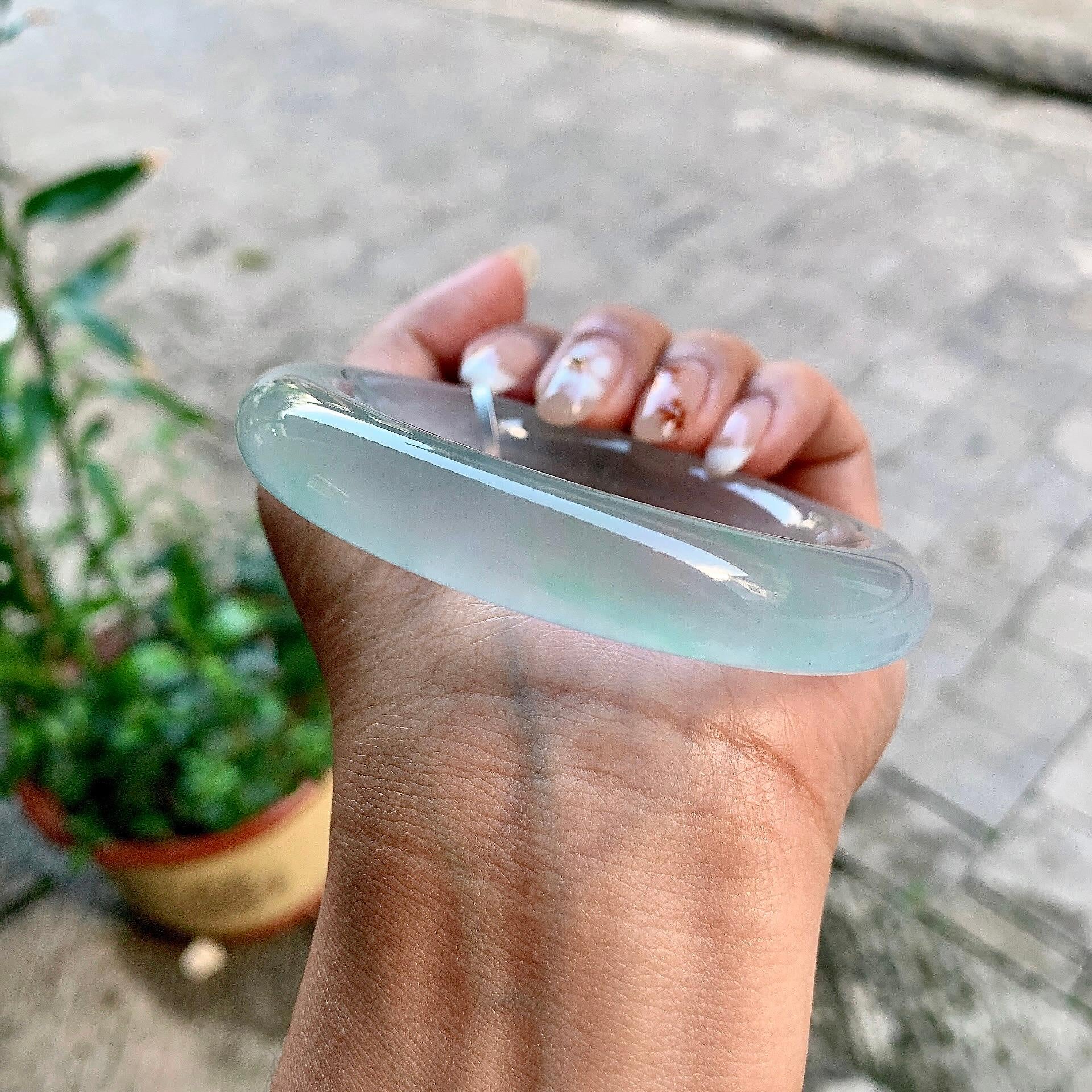 冰种淡晴水圆条手镯（54.9mm）（yc246679）