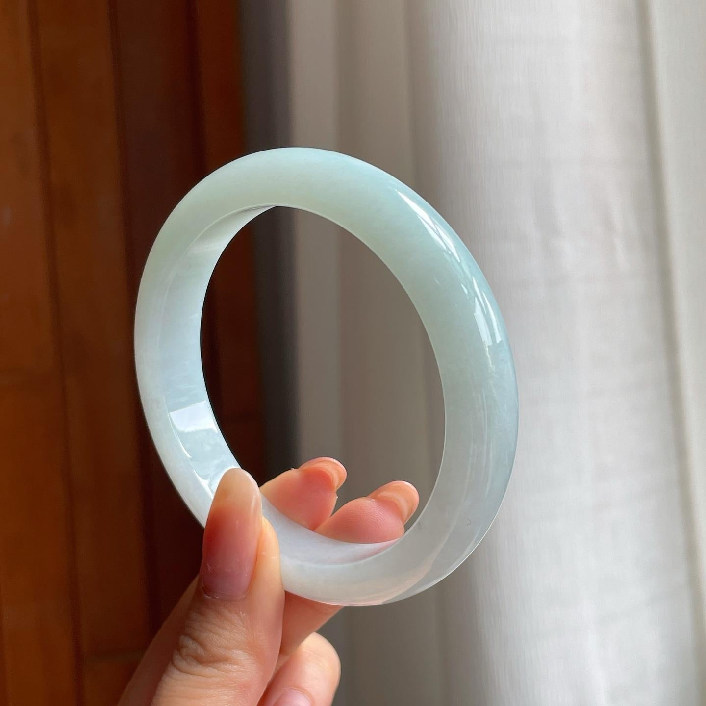 糯冰淡底色翡翠平安镯（60.4mm)（yc360239）