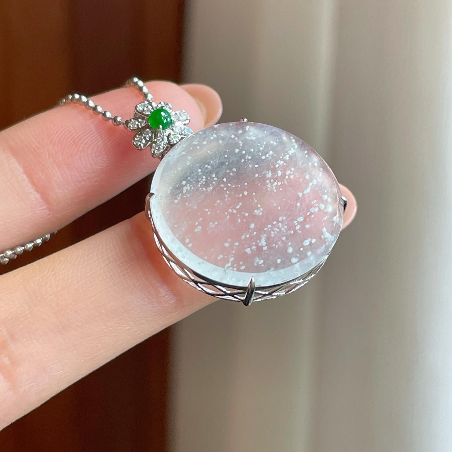 冰玻种雪花棉翡翠无事牌（yc328027）