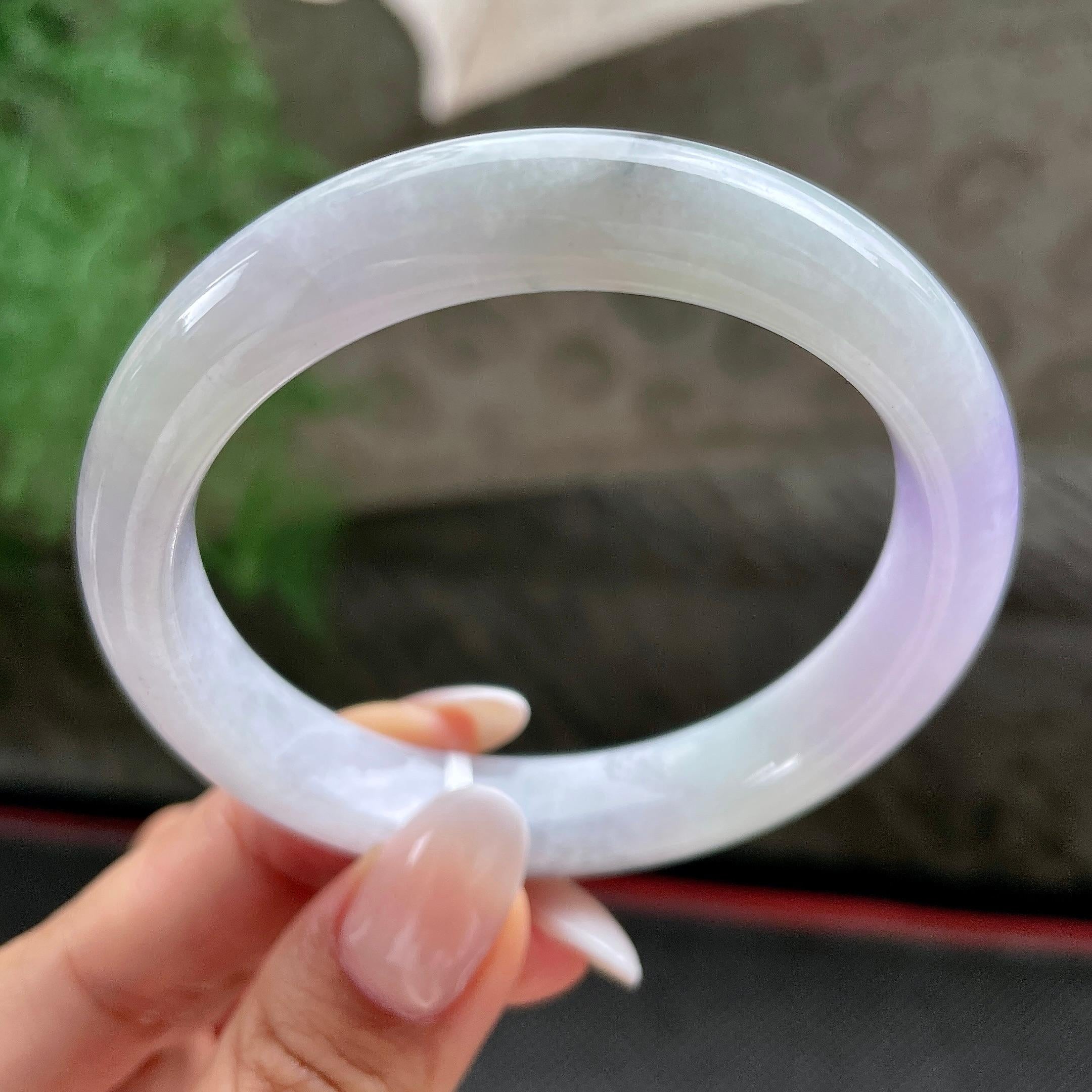细糯种紫罗兰飘乌鸡正圈平安镯56圈             天然缅甸A货翡翠（yc404813）