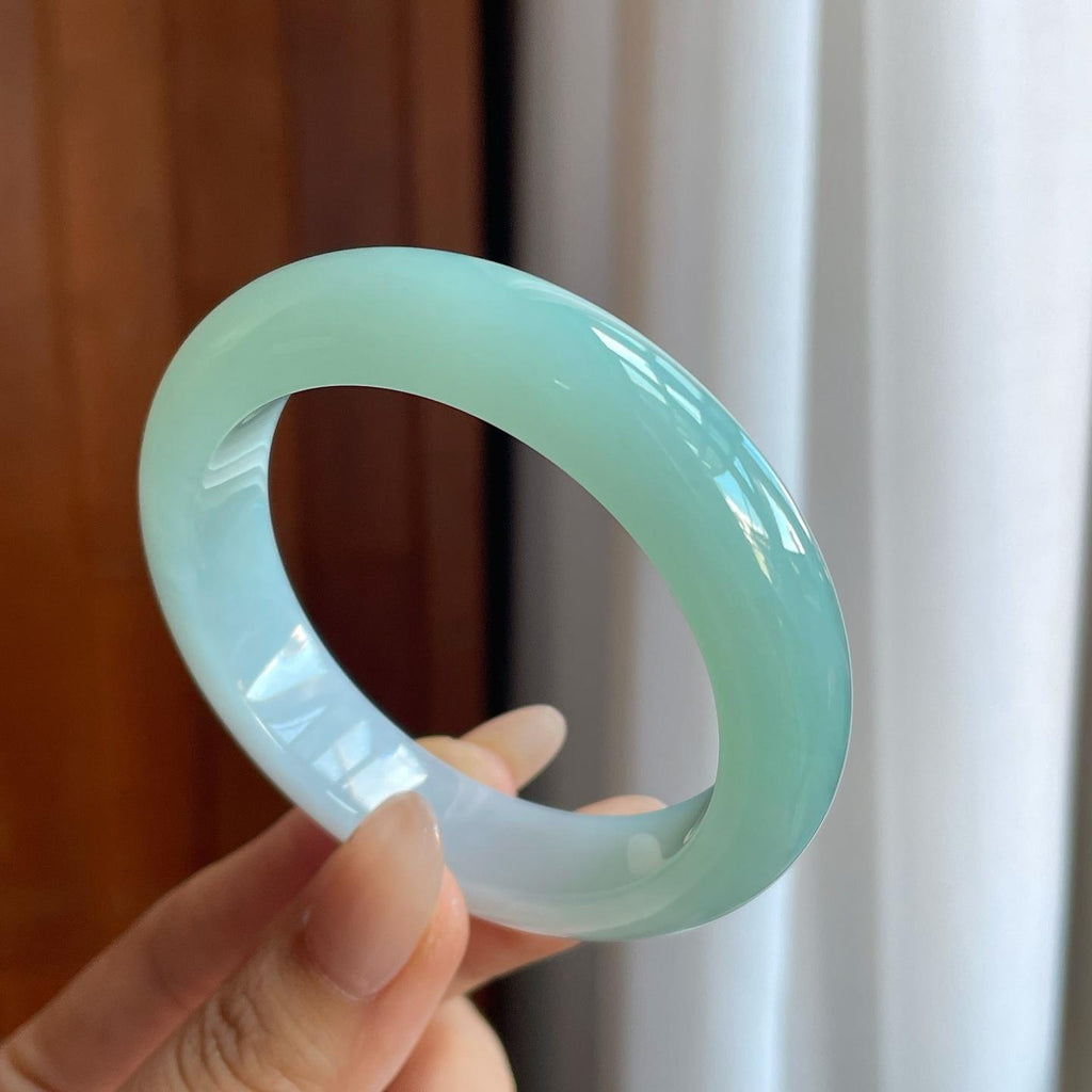 冰种半山半水晴绿底翡翠平安镯（53mm）（yc242096）