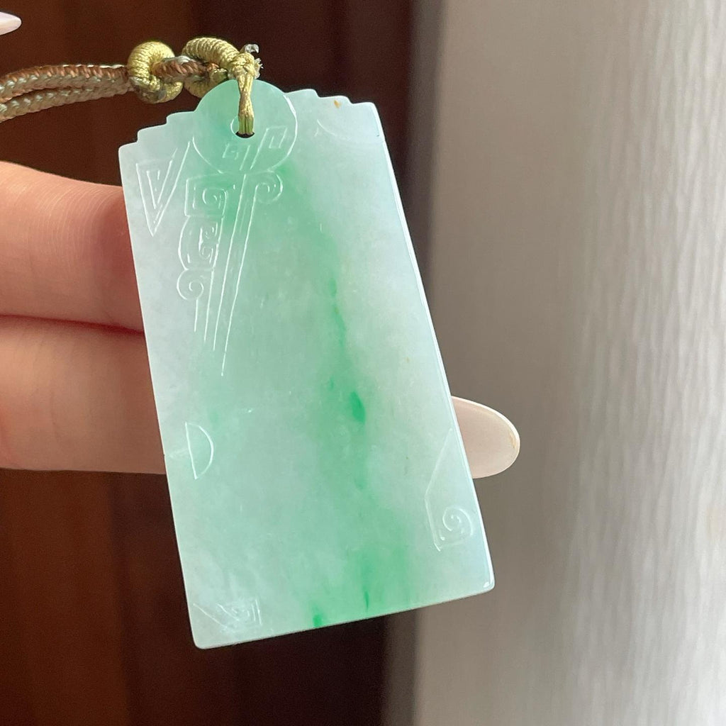 糯冰飘绿花翡翠仿古无事牌（yc260374）