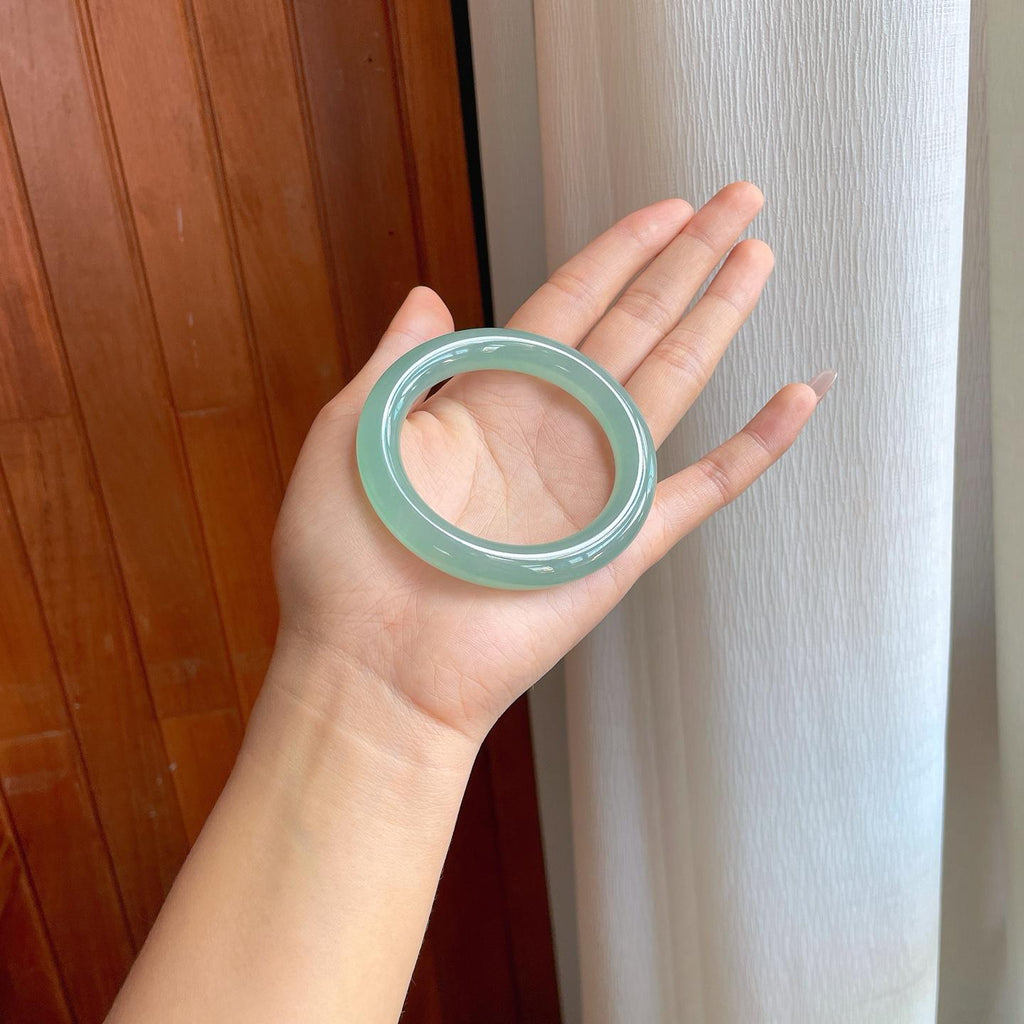 冰种湖水绿翡翠圆条手镯（54.5mm）（yc313025）